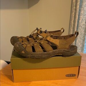 Keen Newport H2 Men’s Size 12